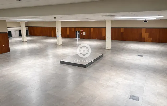 Exclusiva nave industrial tipo c con edificio corporativo junto a zona franca y fira de Barcelona. — 18