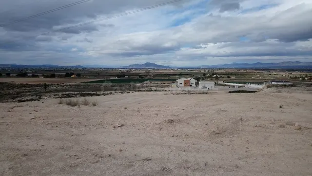 Venta de 10 parcelas de 10.000 M2 en zona OASIS, LA MARINA