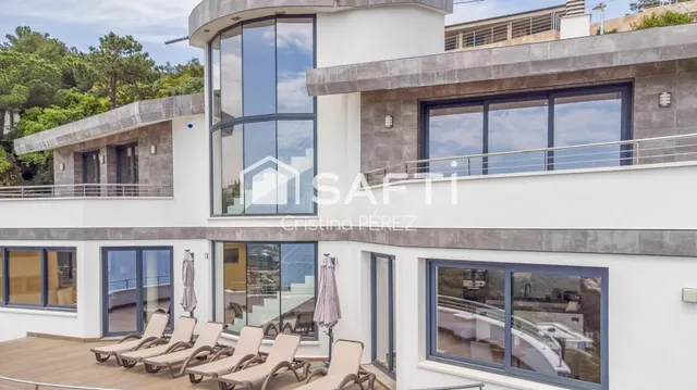 Casa-Chalet en Venta en Lloret De Mar