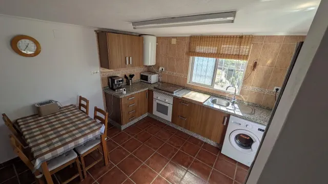 Casa rústica con terrazas y vistas a la montaña en Totalán — 7