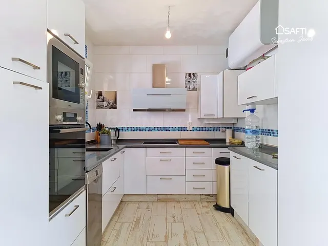 Villa exclusiva totalmente reformada con vistas al mar y al Montgó — 12