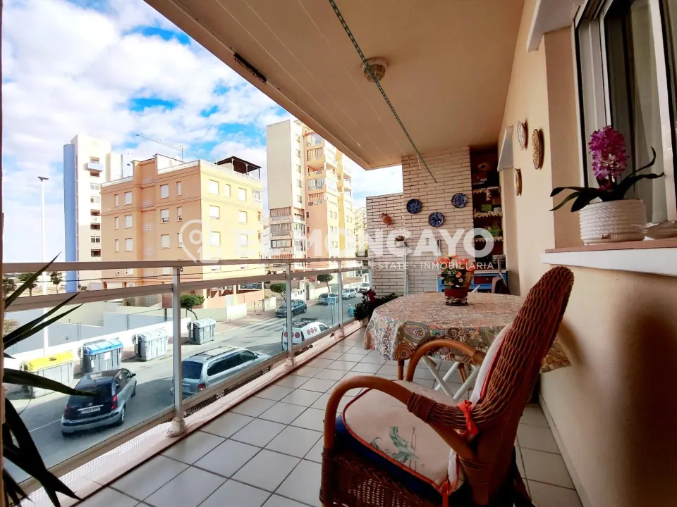 Fantástico apartamento con amplia terraza en Guardamar del Segura, Alicante, Costa Blanca