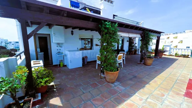Apartamento exclusivo con una impresionante terraza privada  - foto 5