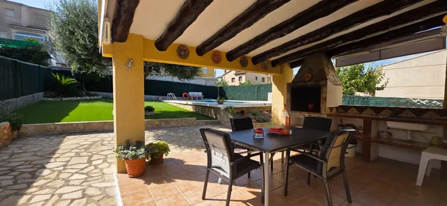 CASA SEMIREFORMADA COMODIDAD SIN ESCALERA — 8