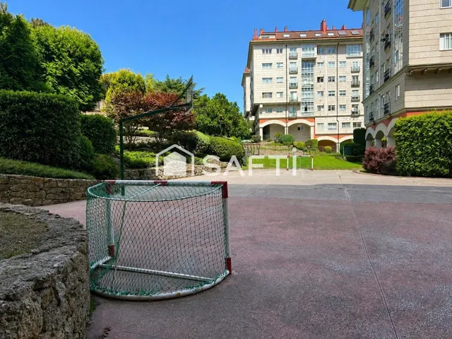 Espacio, garaje, piscina y vistas al mar: el equilibrio perfecto para la vida que mereces. — 46