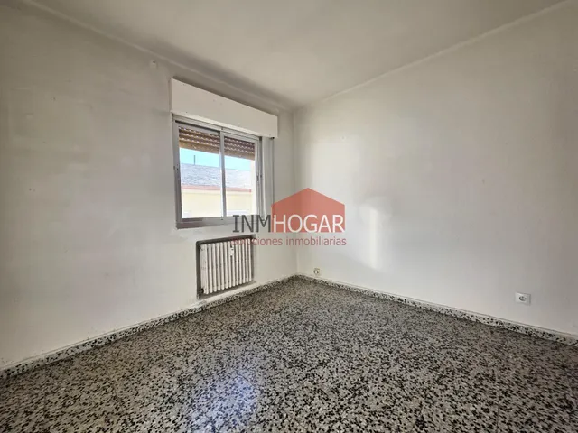 Amplia y luminosa vivienda en venta en la zona de san roque, Ávila — 30