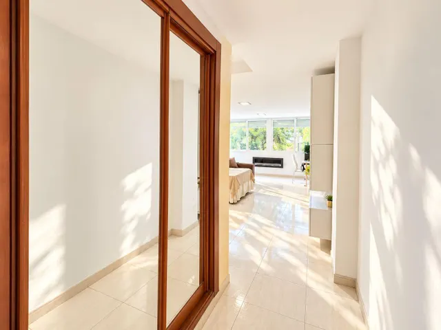 Piso reformado junto al parque del Oeste. — 19