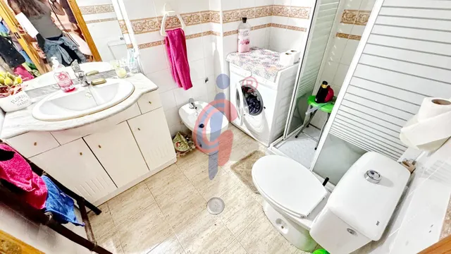 Vivienda con vistas al mar, orientación sur y piscina comunitaria en Guardamar del Segura — 17