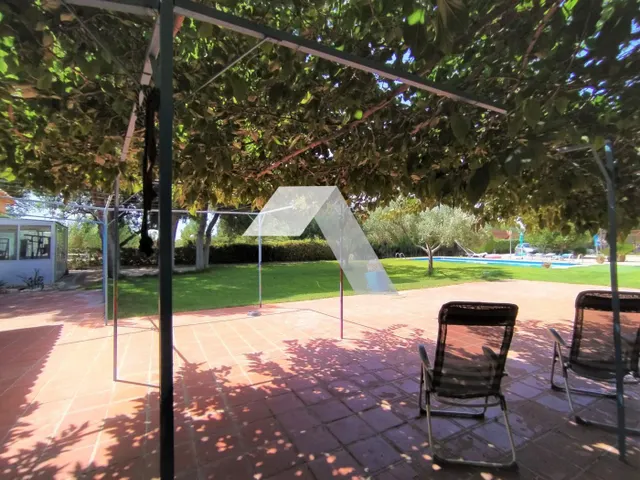 Chalet en venta — 14
