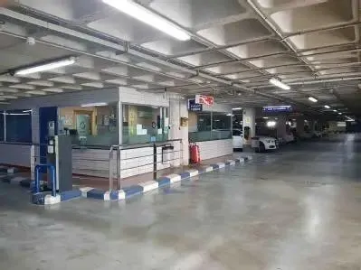 Plaza de parking por cesión en el Parking Los Escolapios — 3
