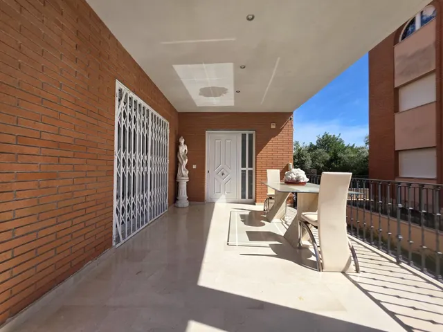 CASA ADOSADA DE 6 habitaciones EN VILAFORTUNY — 9