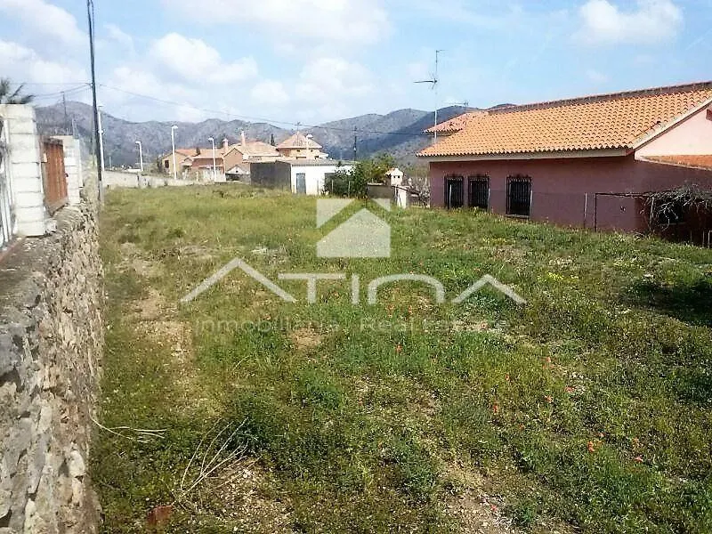 Terreno urbano situada en la Marxuquera urbanización Mollo de la Creu