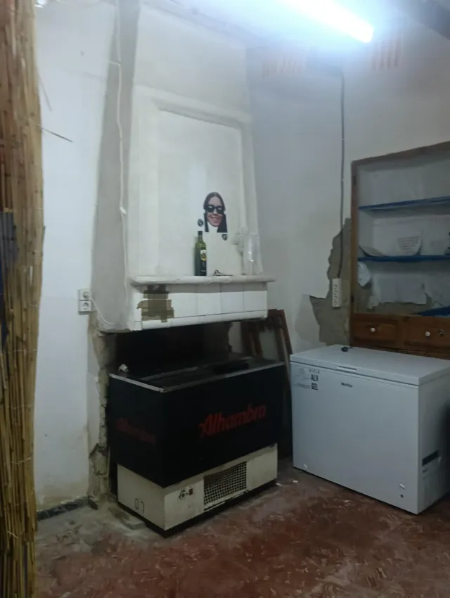Oportunidad de Inversión en Sella: Casa de Pueblo para Reformar por solo €59,000 — 11