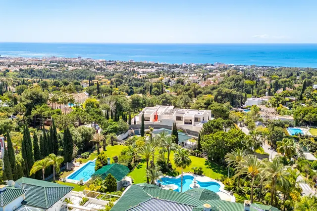 Chalet 14 habitaciones 2100m² en venta - Marbella — 20