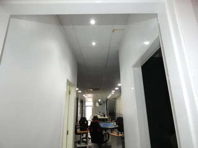 ++ Local comercial en Alguazas zona CENTRO++127 m. de superficie, — 13