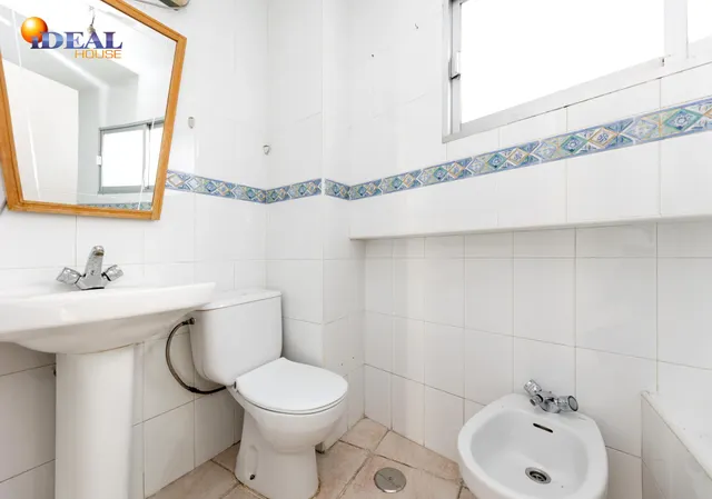 ☀️ Luz, balcón y ubicación: una oportunidad única en Acera de San Ildefonso — 21