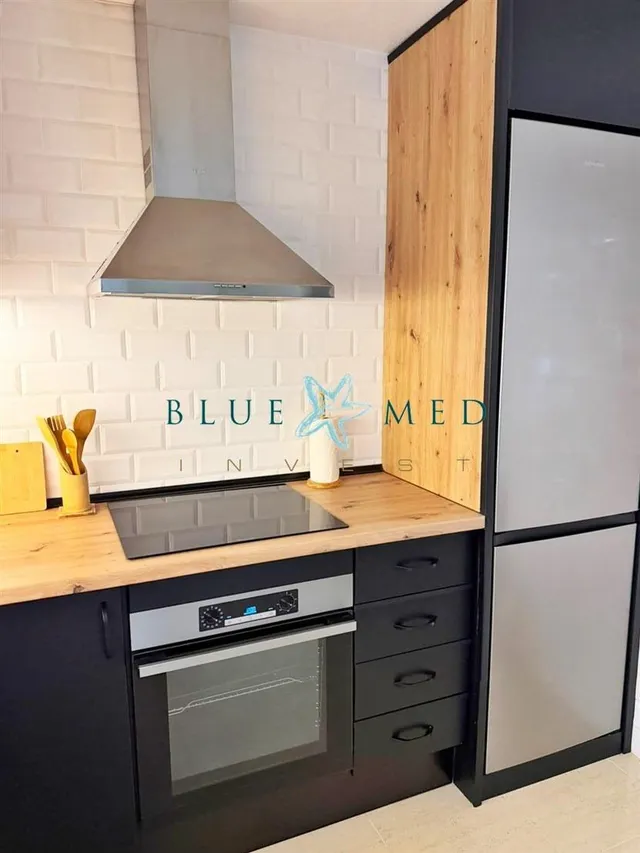 Apartamento reformado con amplia terraza y piscina comunitaria en la cumbre — 8