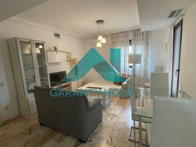 SE ALQUILA APARTAMENTO EN ZONA HERNÁN CORTÉS, CÁCERES ✨ - foto 5