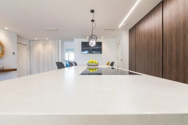Venta de vivienda en zona  campo de fútbol 4 dormitorios y gran terraza — 10