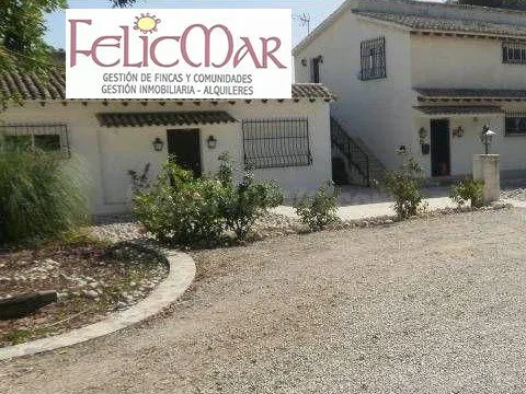 FINCA RESIDENCIAL URBANA Y PARTE RUSTICA EN BENIDORM- Atento - foto 4