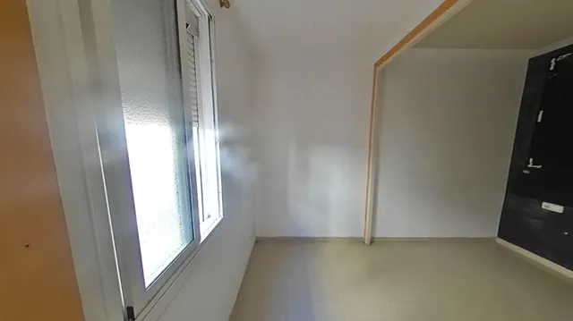 Piso en venta en Calle dels Magatzems — 15