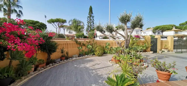 Precioso chalet en un entorno único,  una de las mejores zonas de la playa para vivir todo el año. — 9