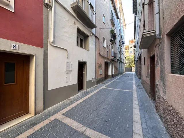Casa de inversión en calle añisclo.Barbastro — 40