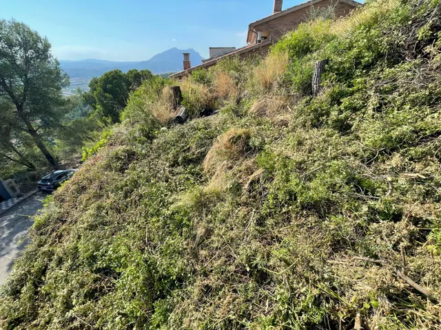 Terreno a la venta en Abrera zona Can Villalba - Barcelona de 532 m2 superficie parcela. — 9