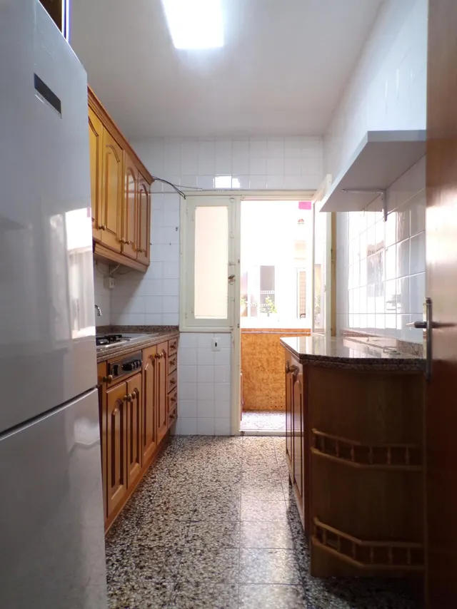 PISO EN ALQUILER DE CUATRO DORMITORIOS SEMIAMUEBLADO — 12