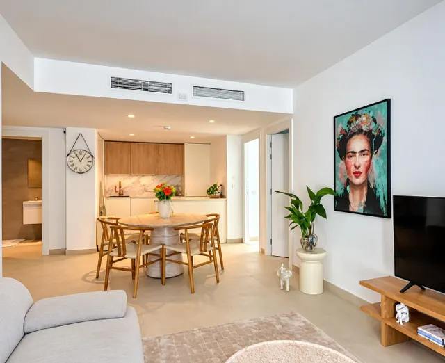 Exclusivo piso de obra nueva en torreblanca del sol, Fuengirola, con terraza, piscina y garaje — 6