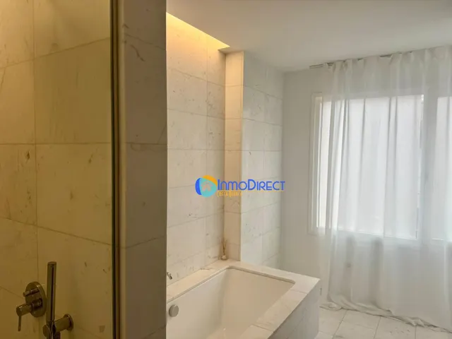 Edificio uso mixto de obra nueva en Centro de Torrevieja — 14