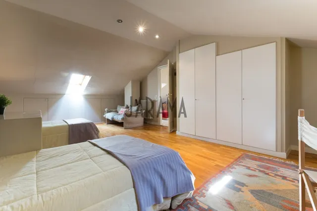 ESPECTACULAR ÁTICO DE 350 M2 EN EL CENTRO — 21