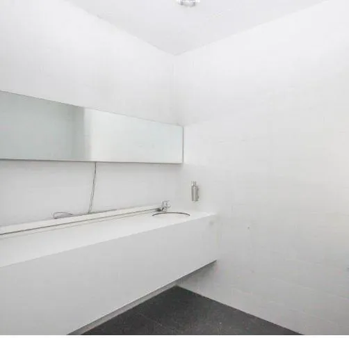 LOCAL EN VENTA EN CERDANYOLA DEL VALLÈS — 9