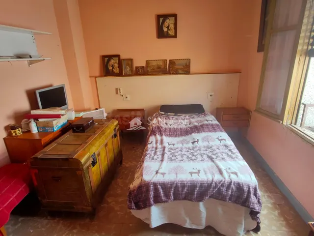 SE VENDE CASA A DOS CALLES EN ASPE Y EN BUENA ZONA - foto 5
