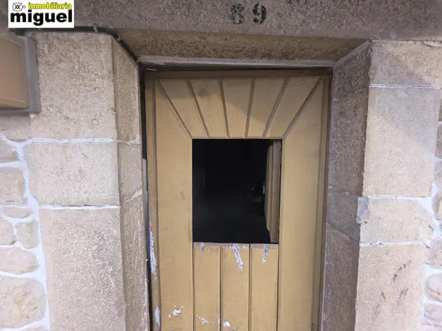 Se vende gran casa de piedra con cuadra anexa en Herrerías — 4