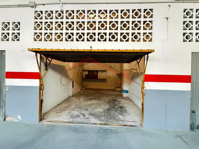 PISO AMPLIO Y LUMINOSO — 44