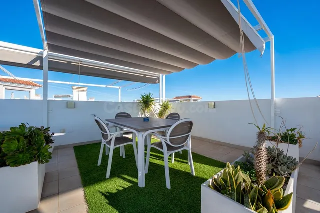 Apartamento 2 hab, 2 baños y solarium — 3