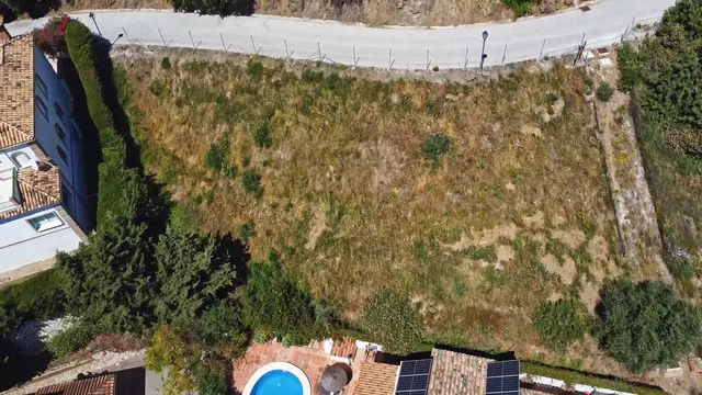 Terreno en Mijas con vistas al mar y construcción exclusiva — 11