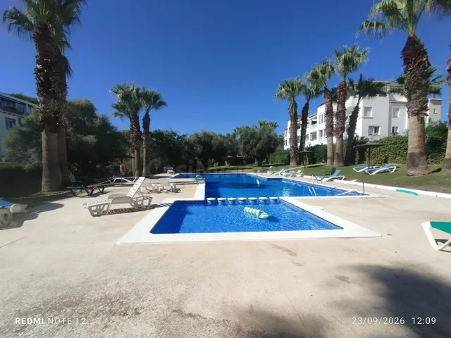Estupendo apartamento en planta baja a pocos metros del camp - foto 4