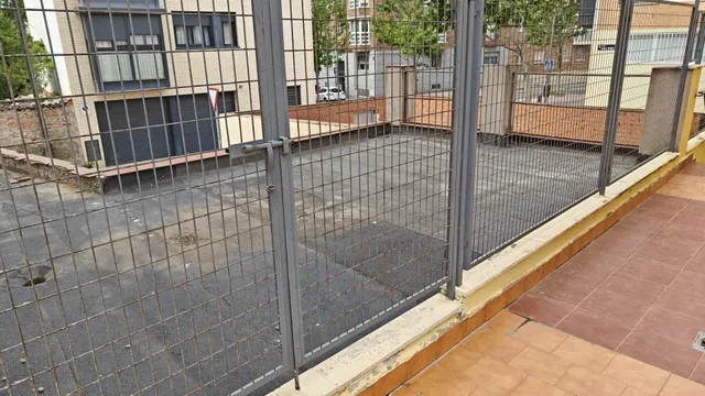 Edificio en venta Madrid Zona Latina Campamento — 10