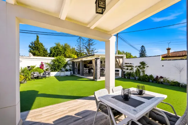 Chalet ideal para vivir todo el año, en la entrada de Chiclana. — 32