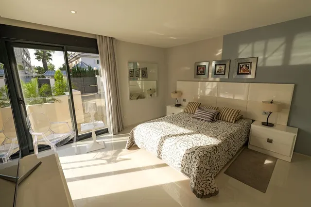 Villa 3 habitaciones 430m² en venta - La veleta — 39