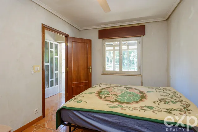 Casa con finca de 4.749 m2, cochera y granero en san martín del rey aurelio — 17