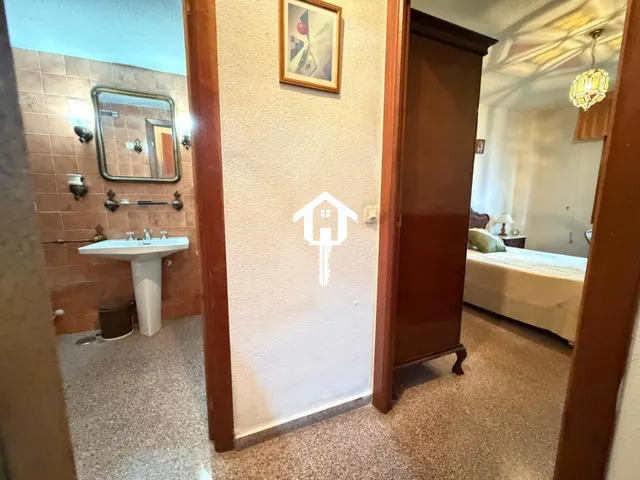Piso en venta en Alicante, 4 dormitorios, 2 baños, 105m2, segunda planta con ascensor — 22