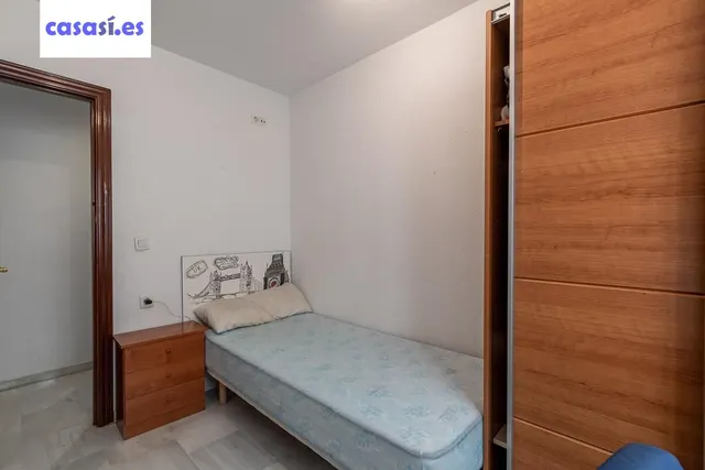¡¡Fantástico piso de 7 habitaciones en zona Avd. Cervantes !! — 11