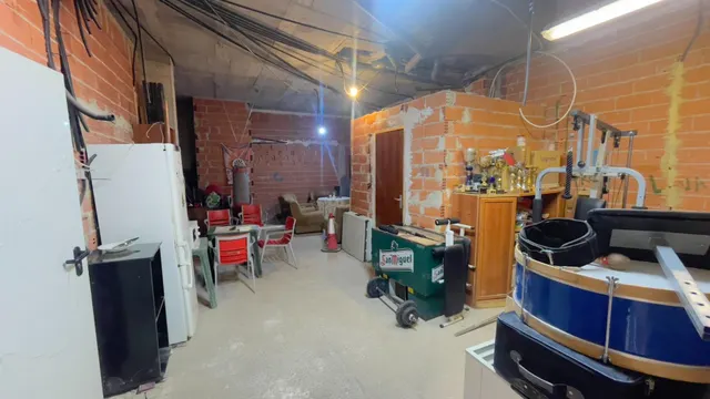 ULTIMA OPORTUNIDAD DE CONVERTIR TU BAJO COMERCIAL EN UNA VIVIENDA — 11