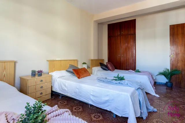 Vivienda SIN ASCENSOR de cuatro dormitorios en segunda línea de playa — 19