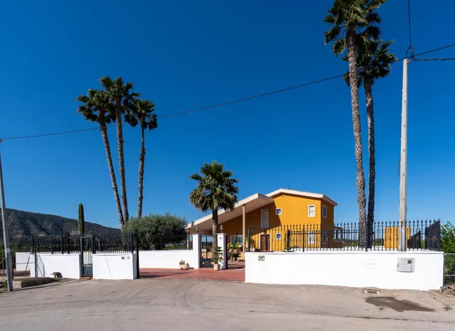 Magnífico Chalet en Orihuela – Listo para Entrar a Vivir — 20