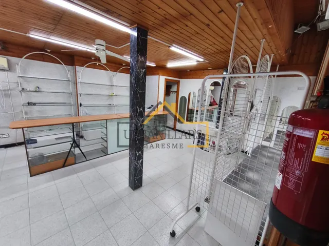 Oportunidad Única: Local Comercial en el Corazón de Rubí por - foto 3