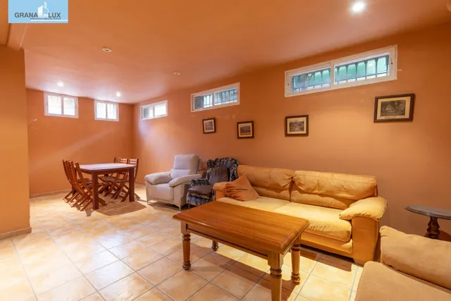 Exclusiva vivienda con piscina en Viñas del Rey — 40